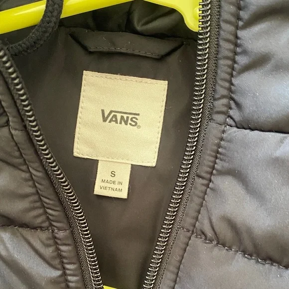 Vans Hooded Winter Puffer Coat in Black - Picture 2 of 6